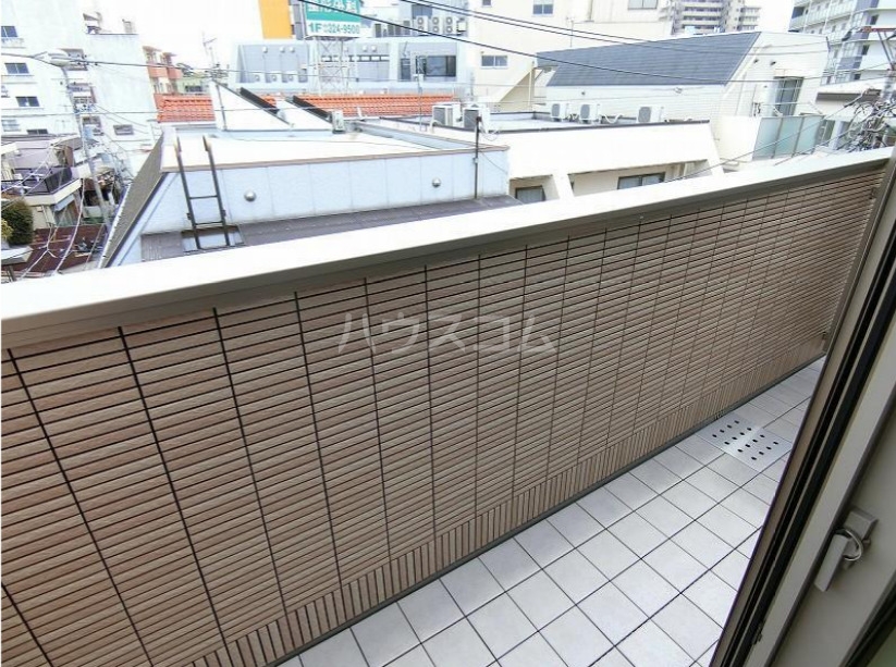 17/22 バルコニー