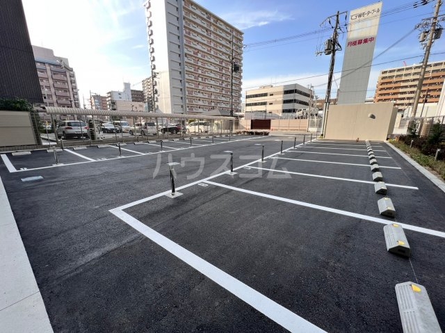 25/30 駐車場