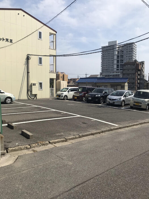 2/10 駐車場