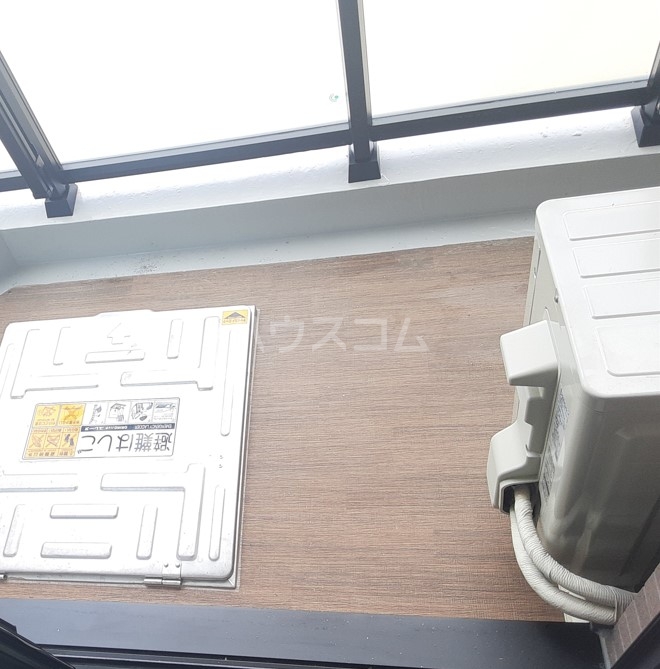 13/23 バルコニー