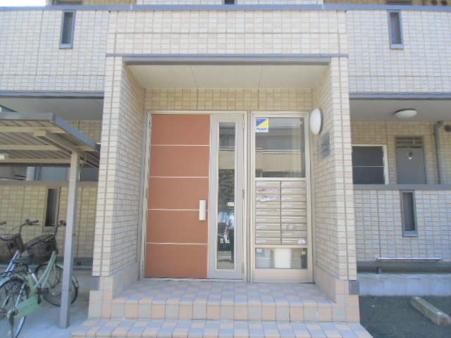 13/21 エントランス