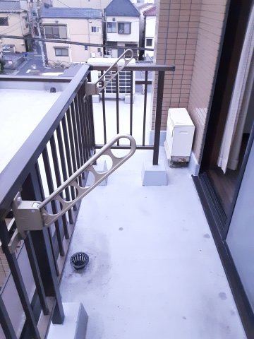 18/30 バルコニー
