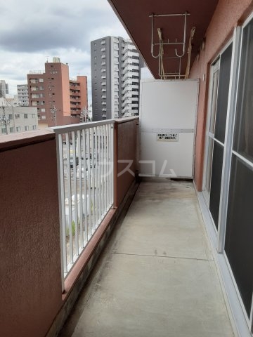 18/25 バルコニー