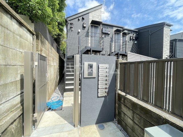 21/24 エントランス