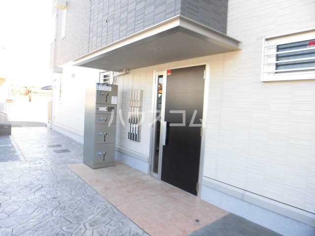 29/30 エントランス