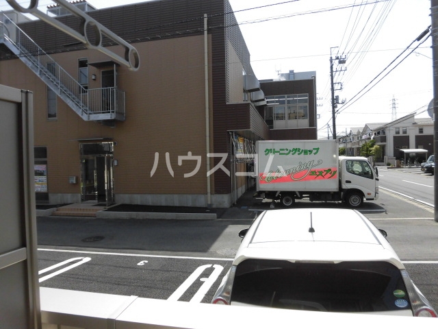 18/23 駐車場