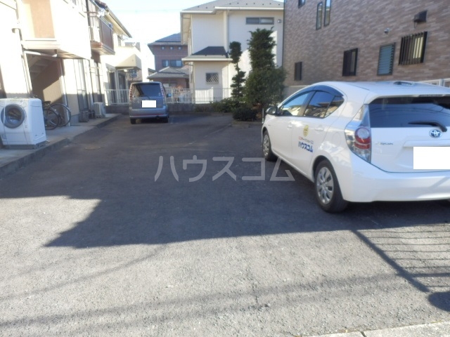 22/30 駐車場