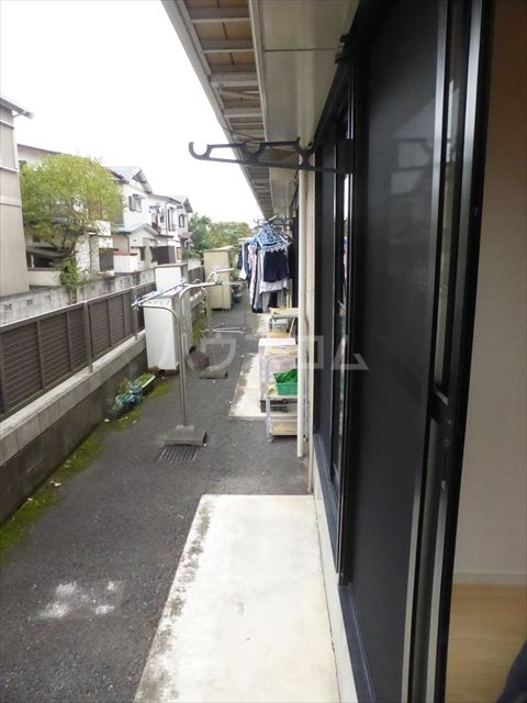 21/30 バルコニー