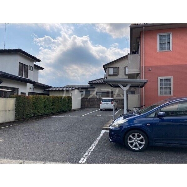 2/2 駐車場
