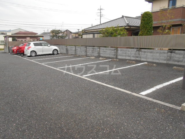 2/7 駐車場
