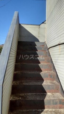 14/22 エントランス