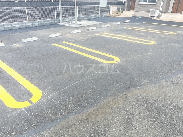 15/21 駐車場
