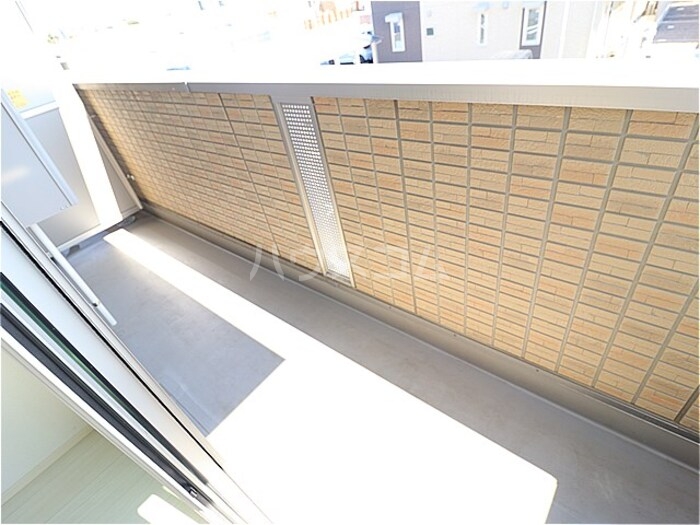 13/22 バルコニー