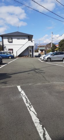 20/30 駐車場