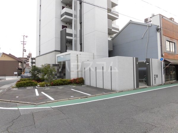 3/10 駐車場