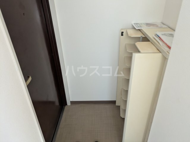 13/30 玄関