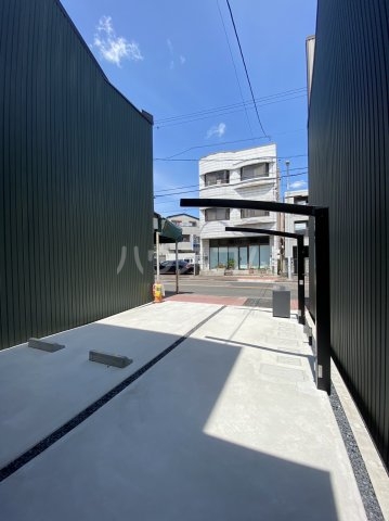 25/30 駐車場
