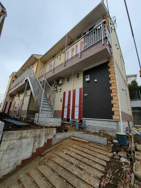 20/23 エントランス