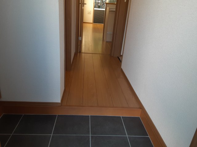 7/24 玄関