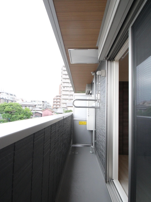13/28 バルコニー