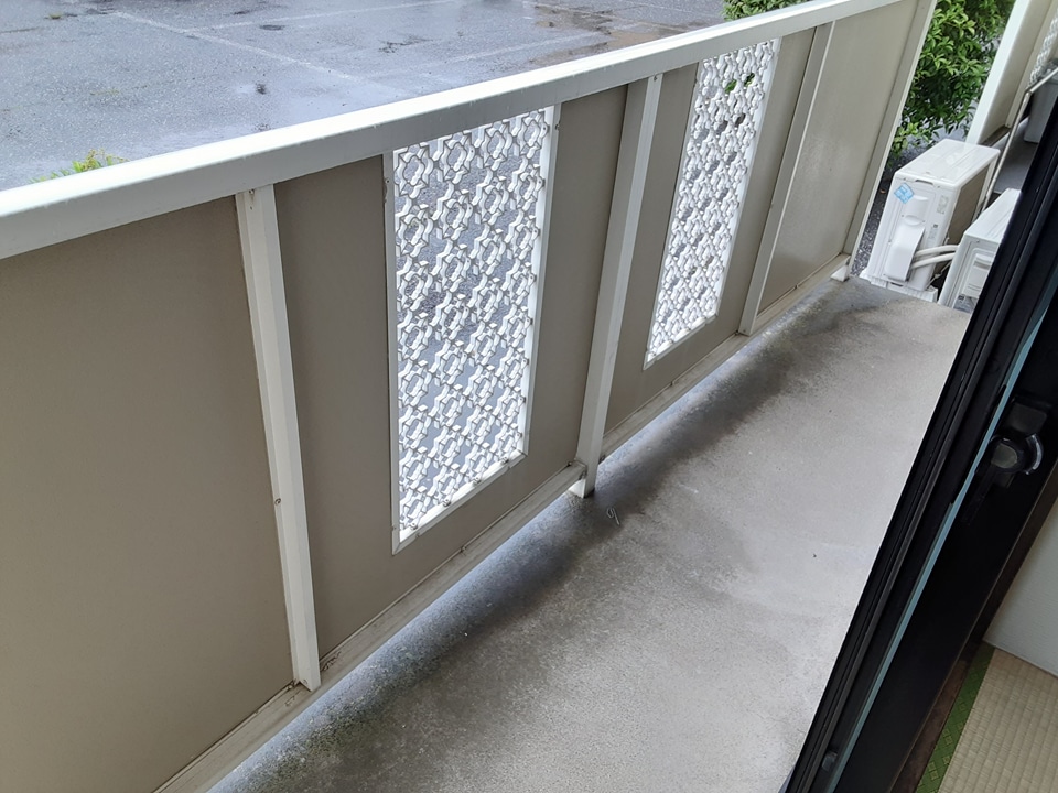 16/22 バルコニー