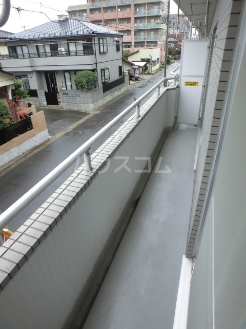 19/30 バルコニー