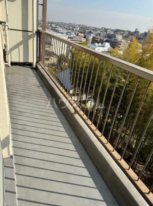 14/23 バルコニー