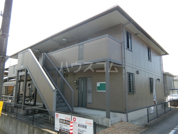 2/4 エントランス