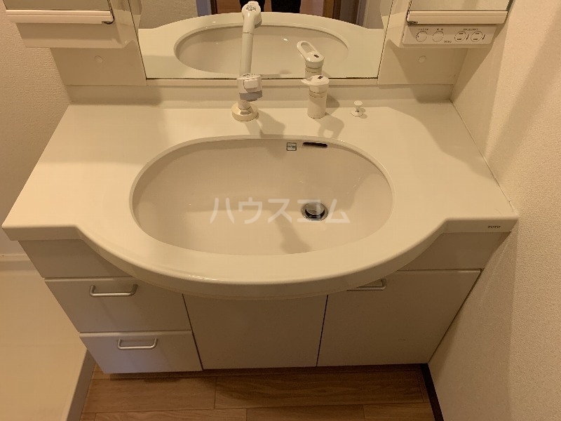 16/30 洗面