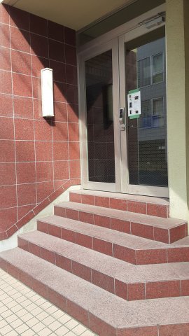 19/22 エントランス