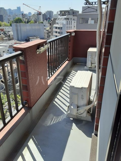 16/23 バルコニー