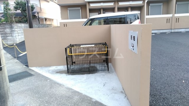 17/26 エントランス