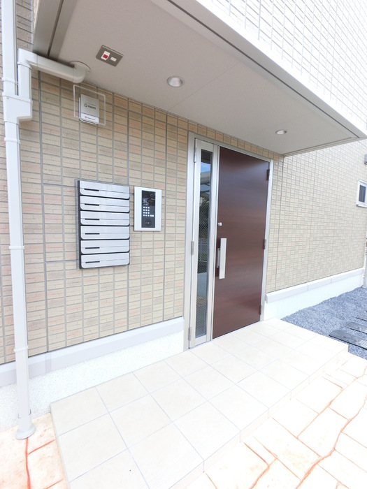17/23 エントランス