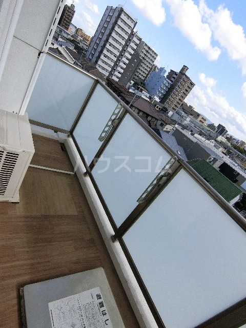 19/30 バルコニー
