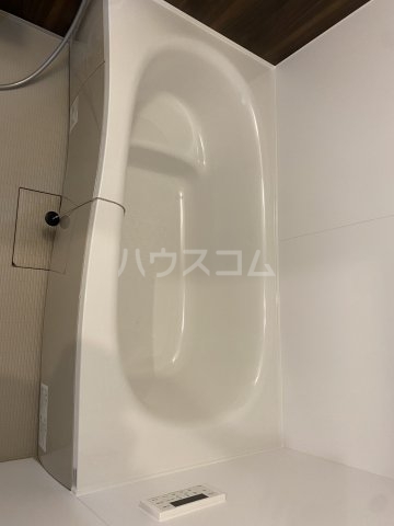 16/30 浴室