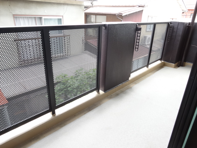 21/30 バルコニー