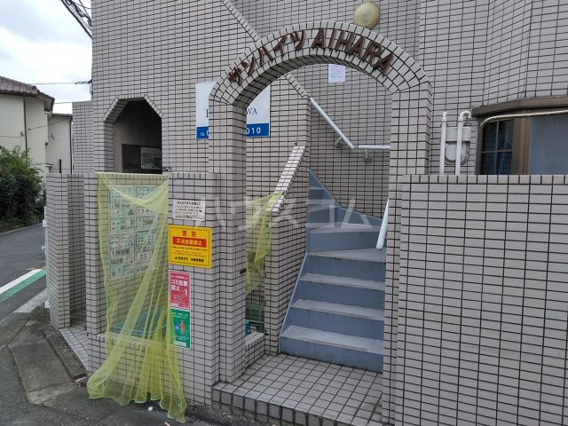 15/17 エントランス