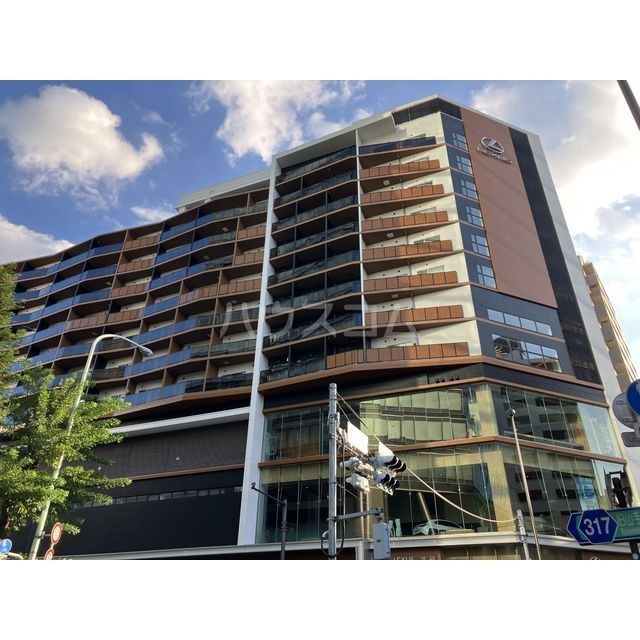 1/8 外観