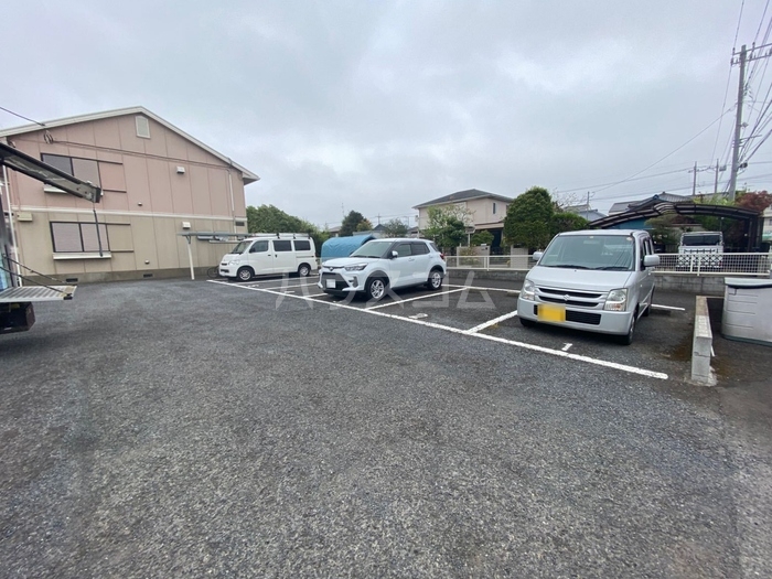 15/20 駐車場