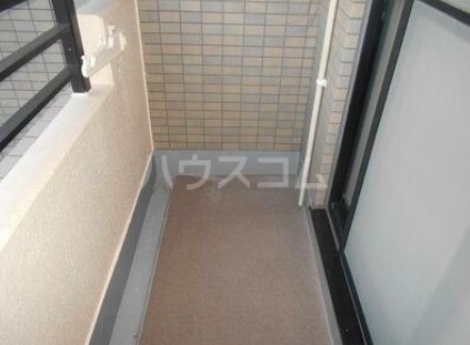 16/27 バルコニー