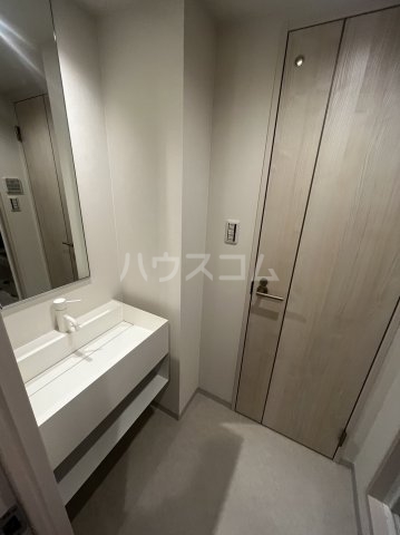 13/30 洗面