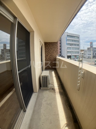 14/27 バルコニー