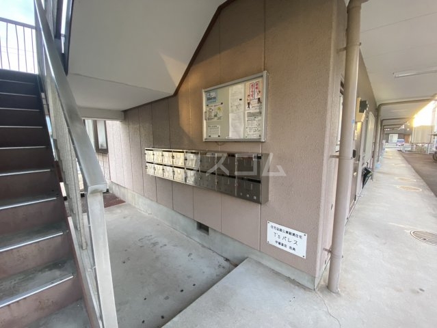 2/10 エントランス