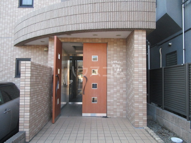 14/23 エントランス