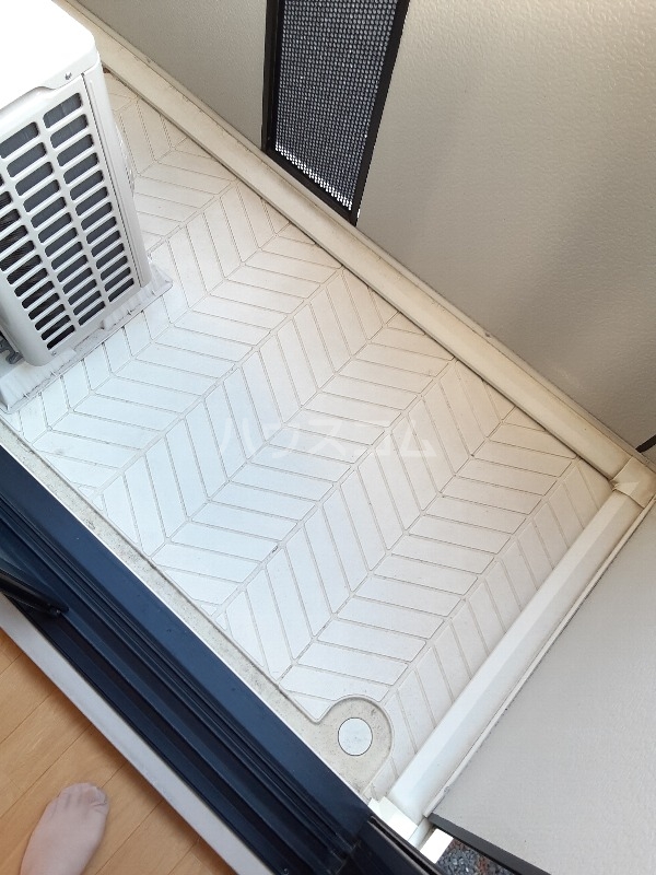 19/23 バルコニー