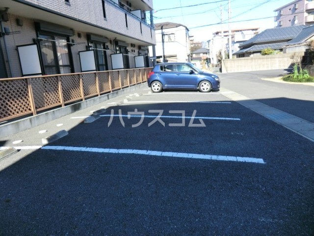 25/30 駐車場