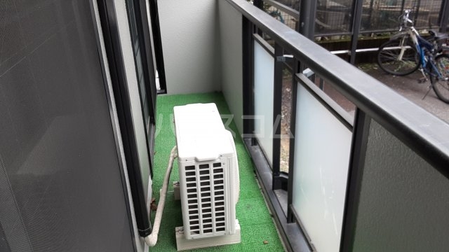 18/27 バルコニー