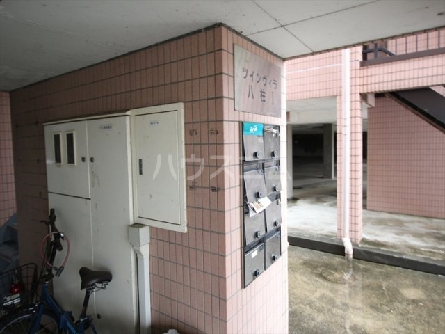 15/16 エントランス