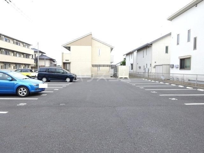 3/4 駐車場