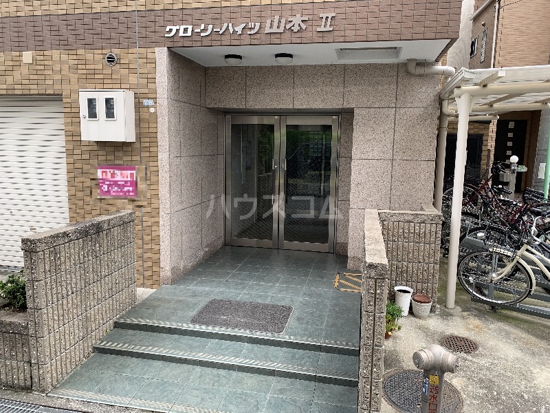 2/8 エントランス